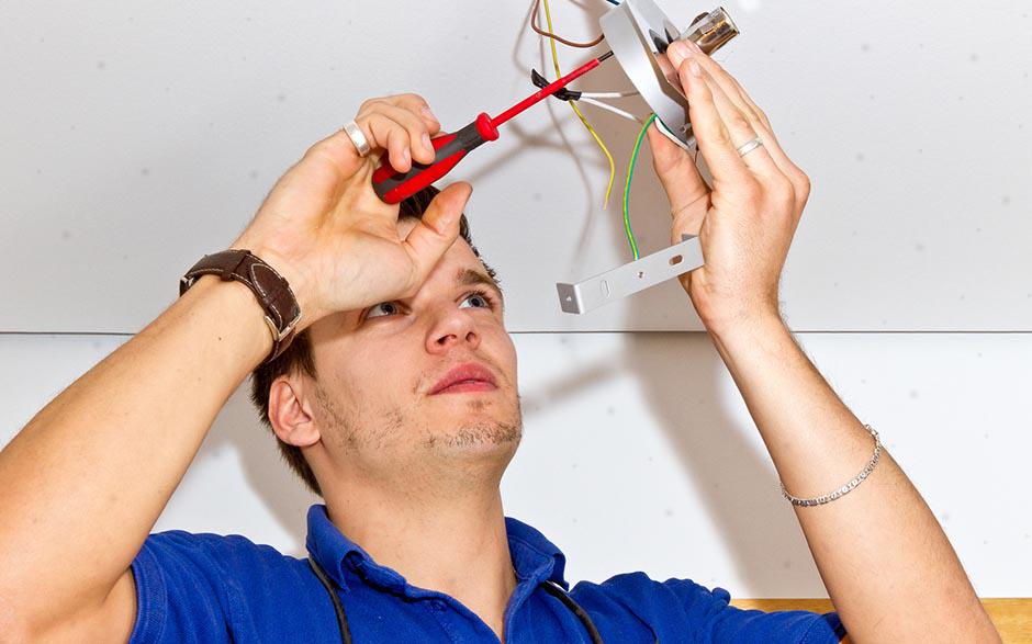 prix d'un électricien Limours